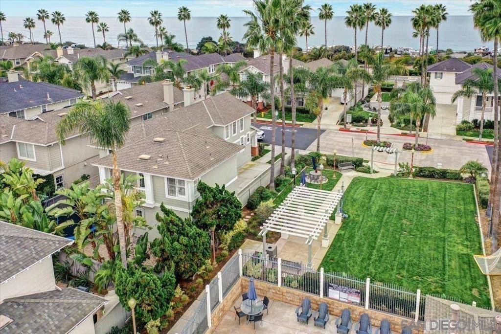 Carlsbad, CA 92011,7052 Whitewater