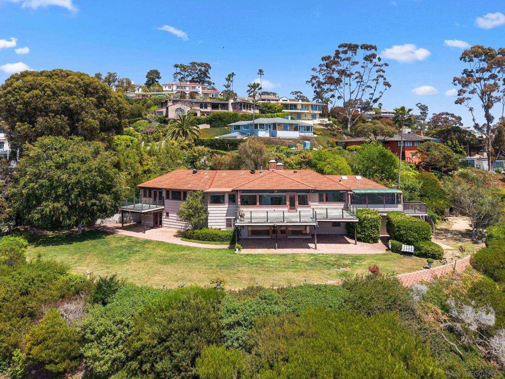 La Jolla, CA 92037,7330 Brodiaea Way