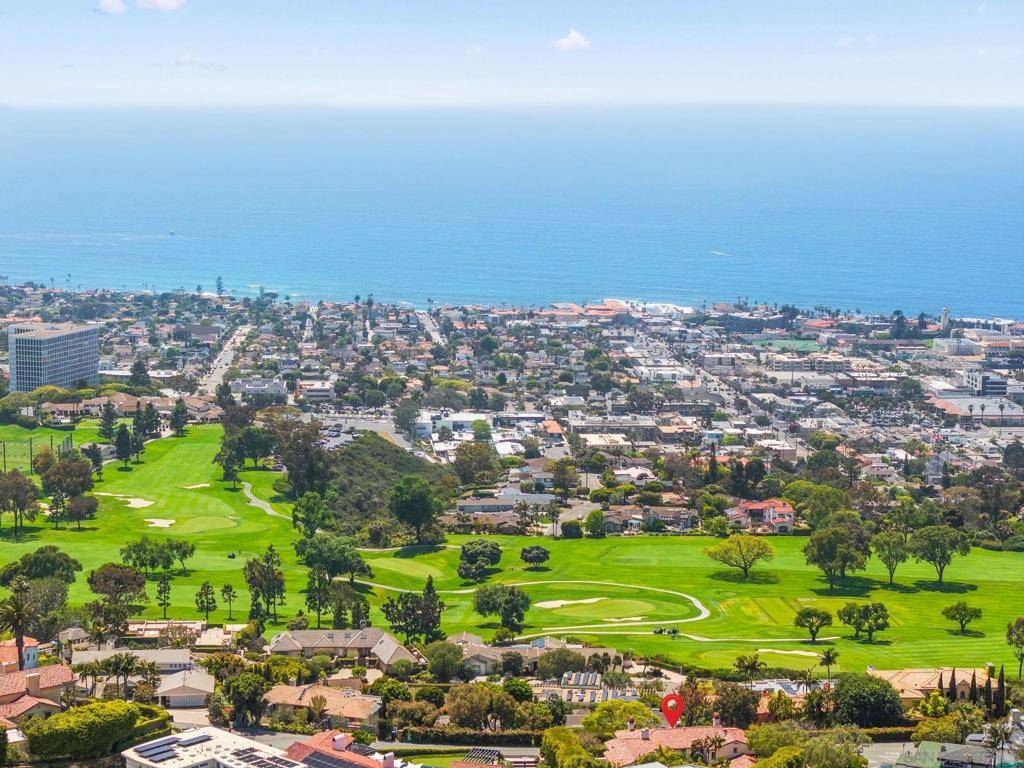 La Jolla, CA 92037,7330 Brodiaea Way