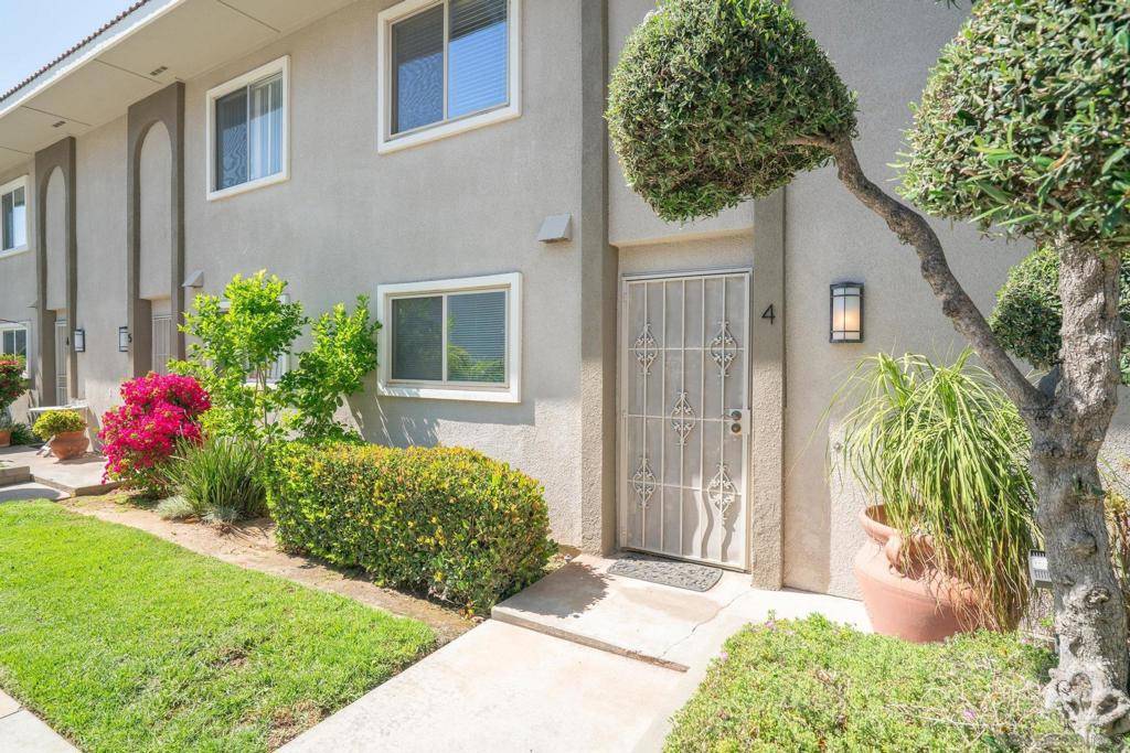 Riverside, CA 92507,1040 Central Ave. #4