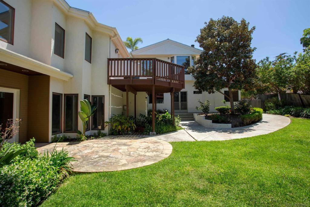 Encinitas, CA 92024,526 Saxony Road
