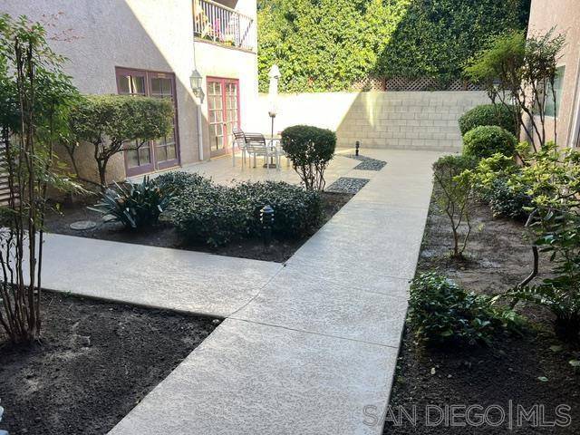 Sherman Oaks, CA 91423,4487 Colbath #207