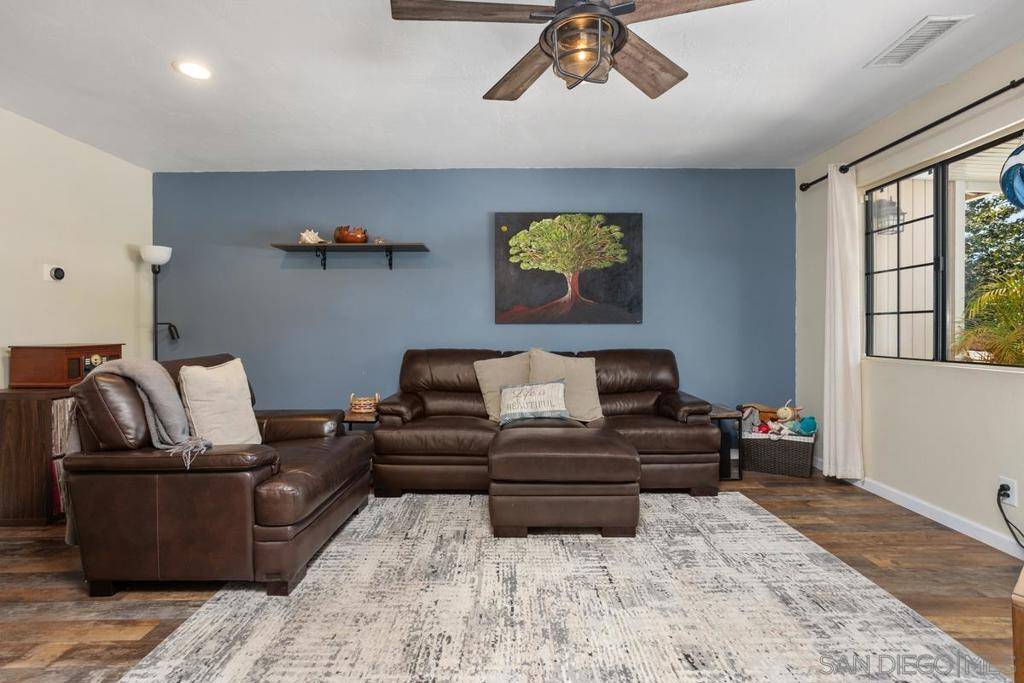 Ramona, CA 92065,25252 Kerri Ln