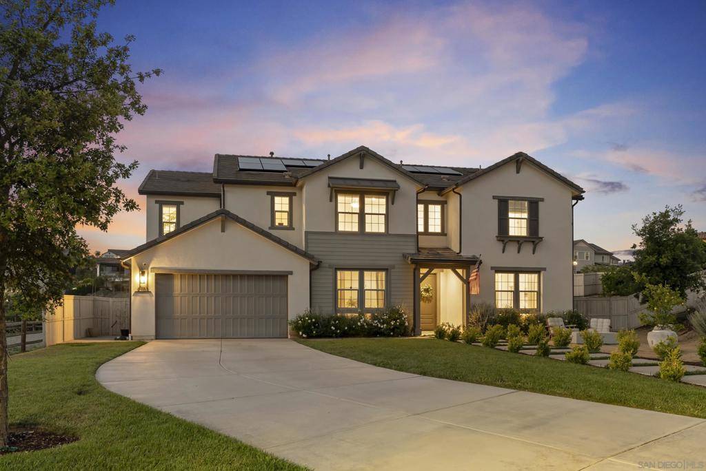Escondido, CA 92029,2984 Hayloft Pl
