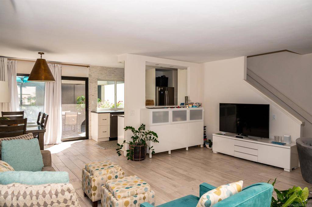San Diego, CA 92111,1275 River Vista Row #139