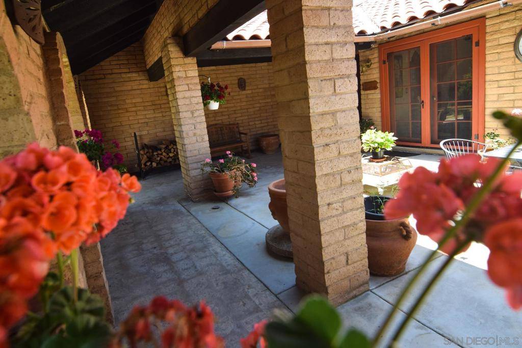 Descanso, CA 91916,23684 Viejas Grade Rd