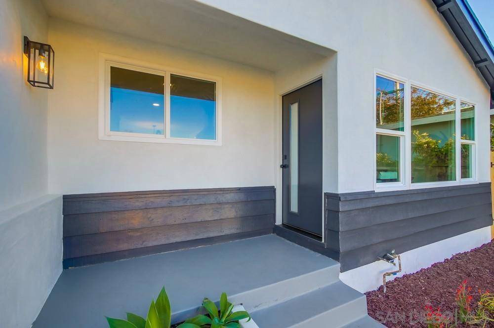 San Diego, CA 92111,3460 Beagle Ct