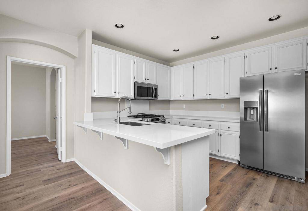 San Diego, CA 92130,3739 Carmel View Rd #1