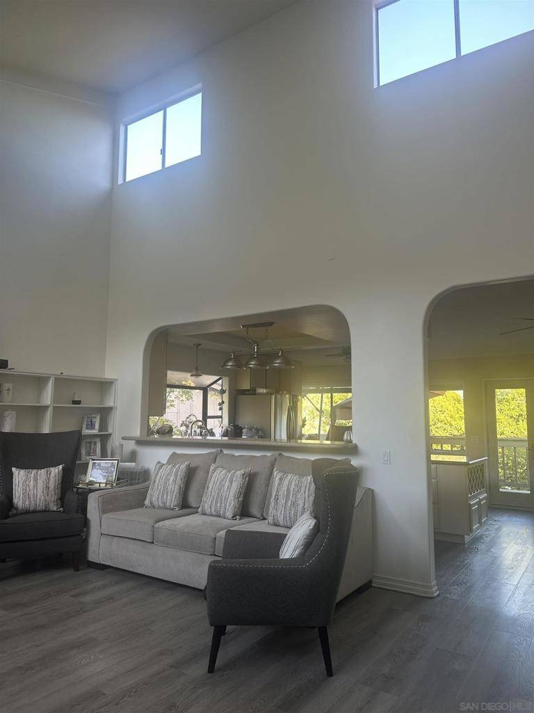Escondido, CA 92026,431 Windyridge Glen