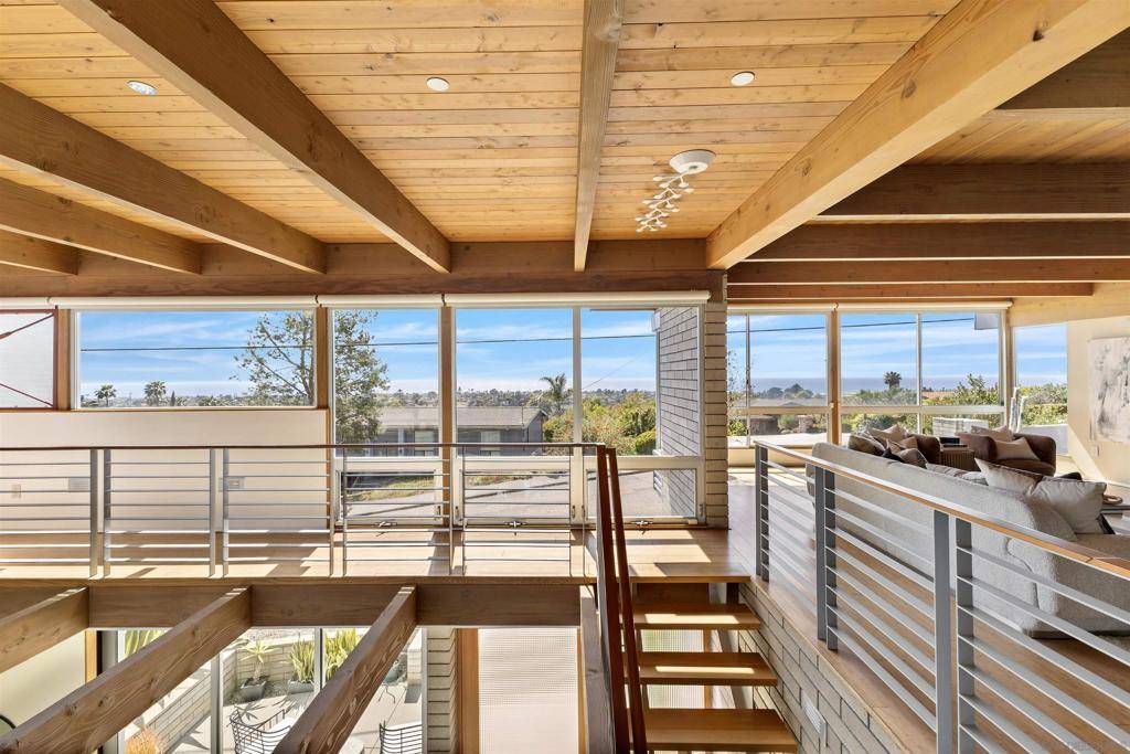 Encinitas, CA 92024,1635 Gascony Rd