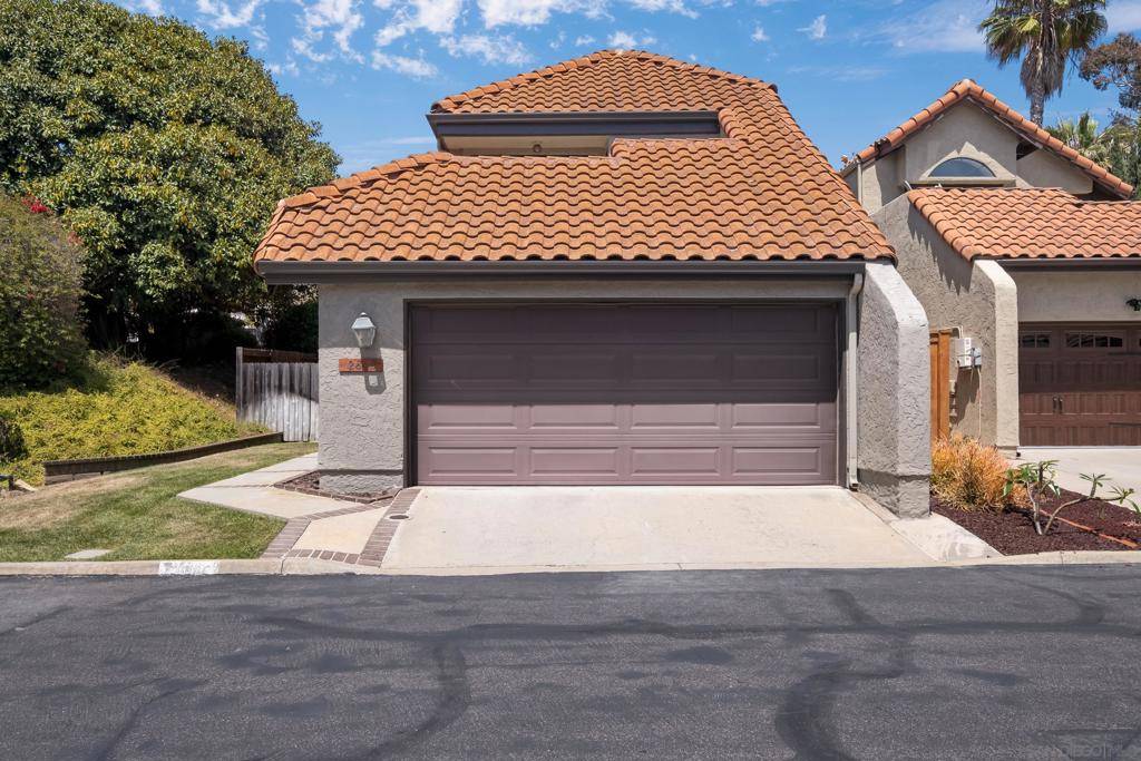 2818 Forest View Way Carlsbad, CA 92008