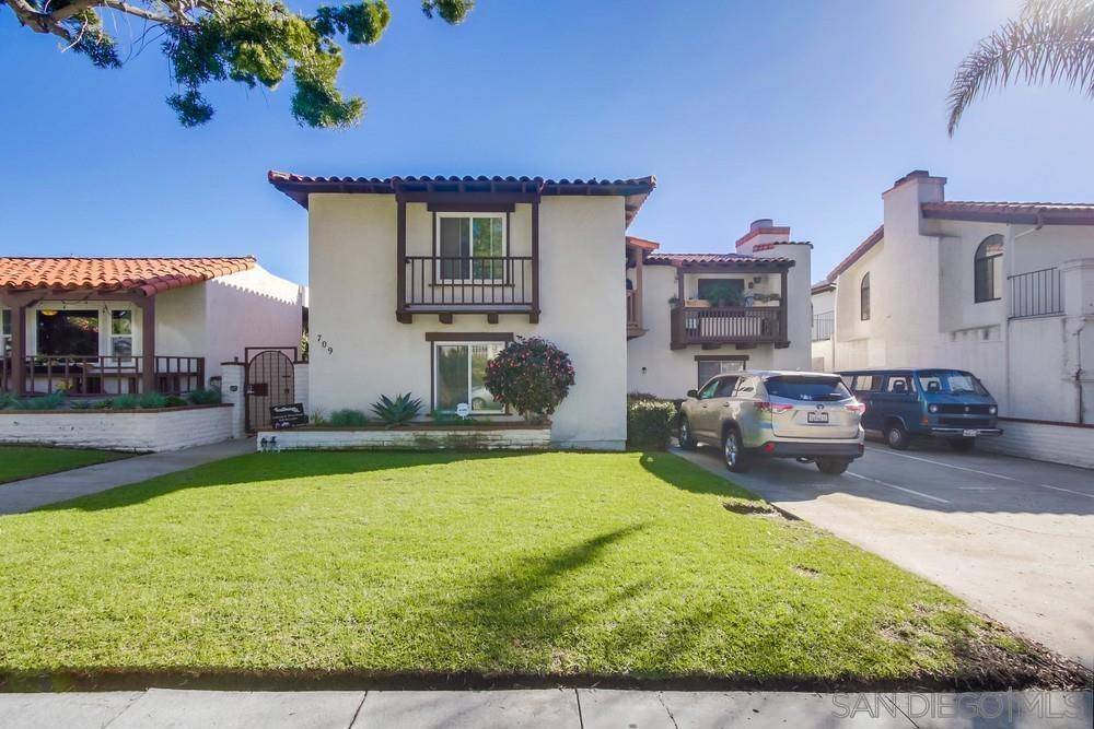 San Diego, CA 92109,709 Agate St #8