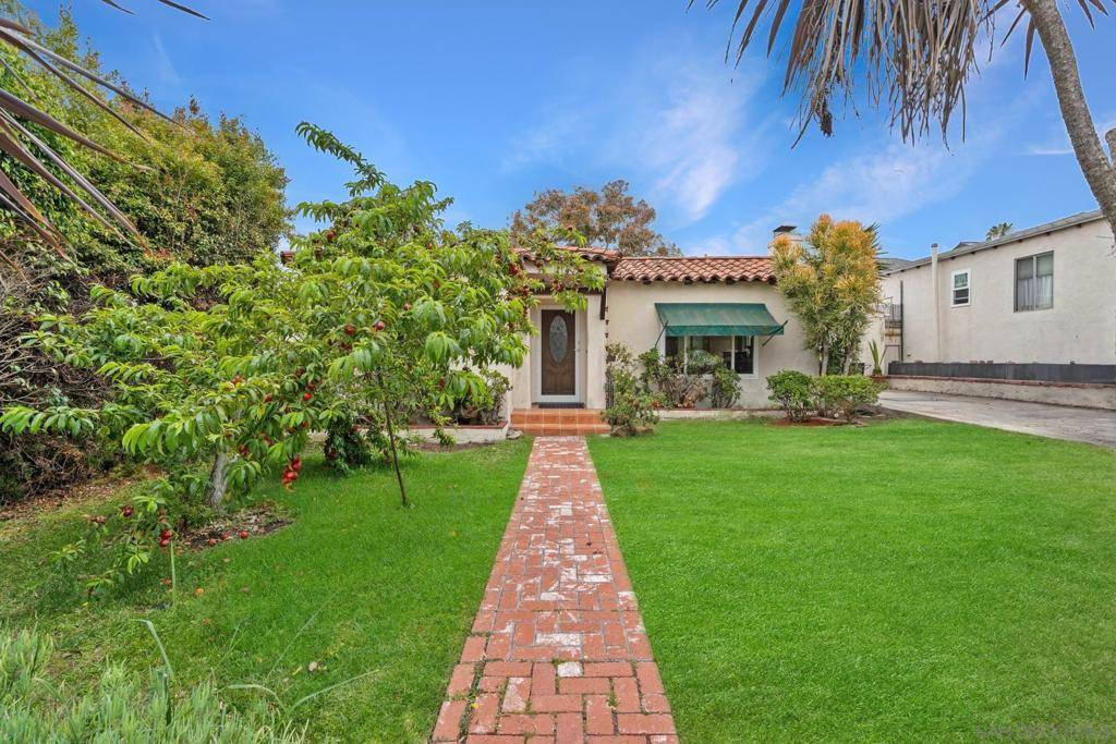 Coronado, CA 92118,309 11 E Ave