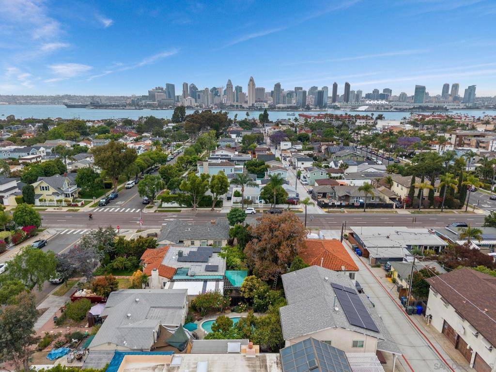 Coronado, CA 92118,309 11 E Ave