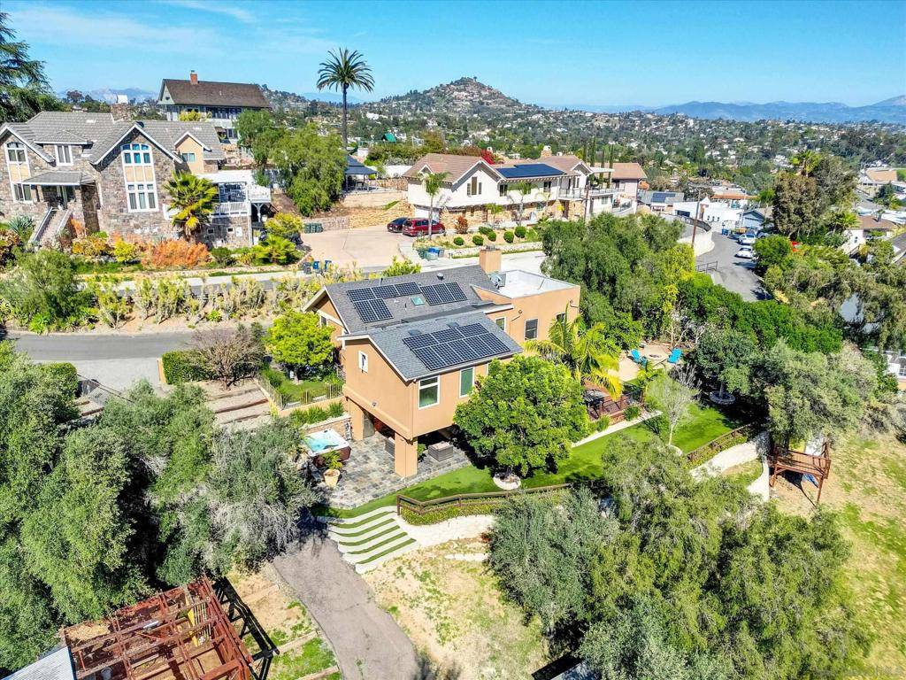 La Mesa, CA 91941,4359 Date Ave