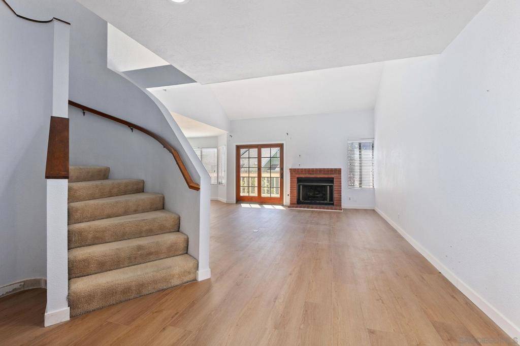 Escondido, CA 92026,427 Conifer Glen