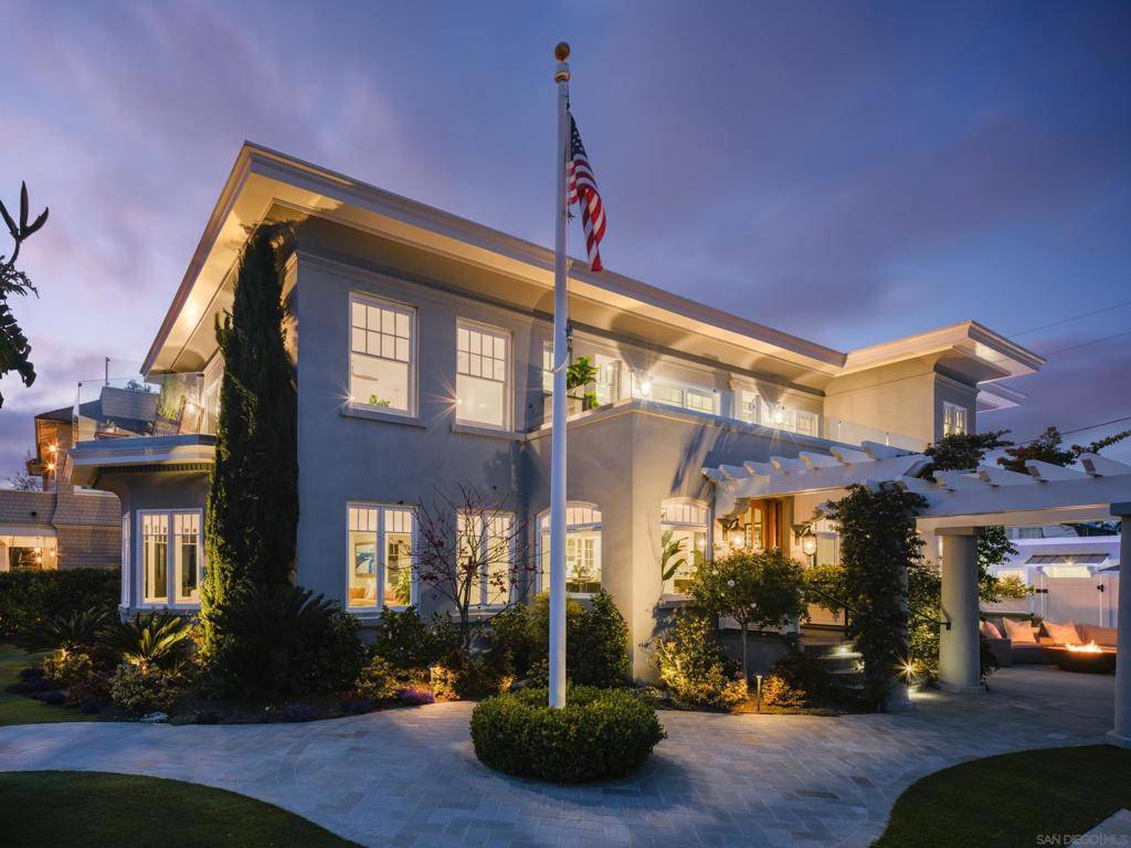 Coronado, CA 92118,535 Ocean Blvd