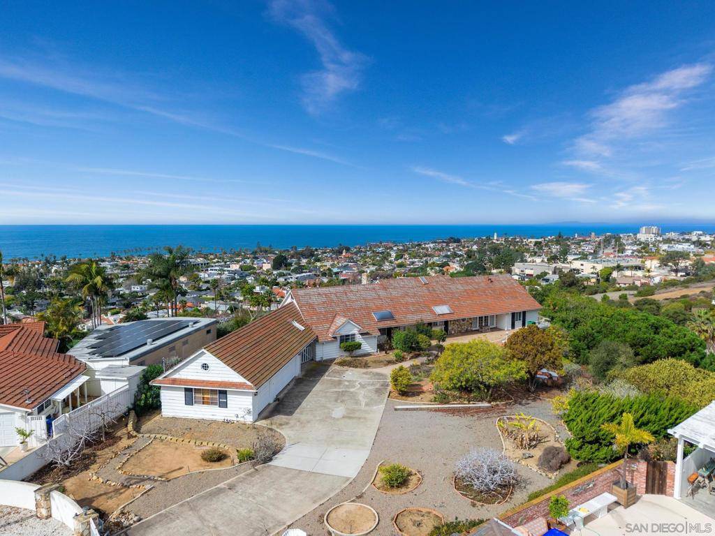 La Jolla, CA 92037,6591 Avenida Wilfredo