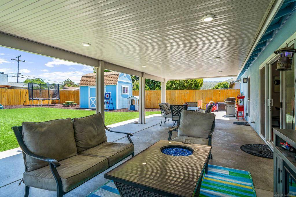 13225 Waltham Ave Poway, CA 92064