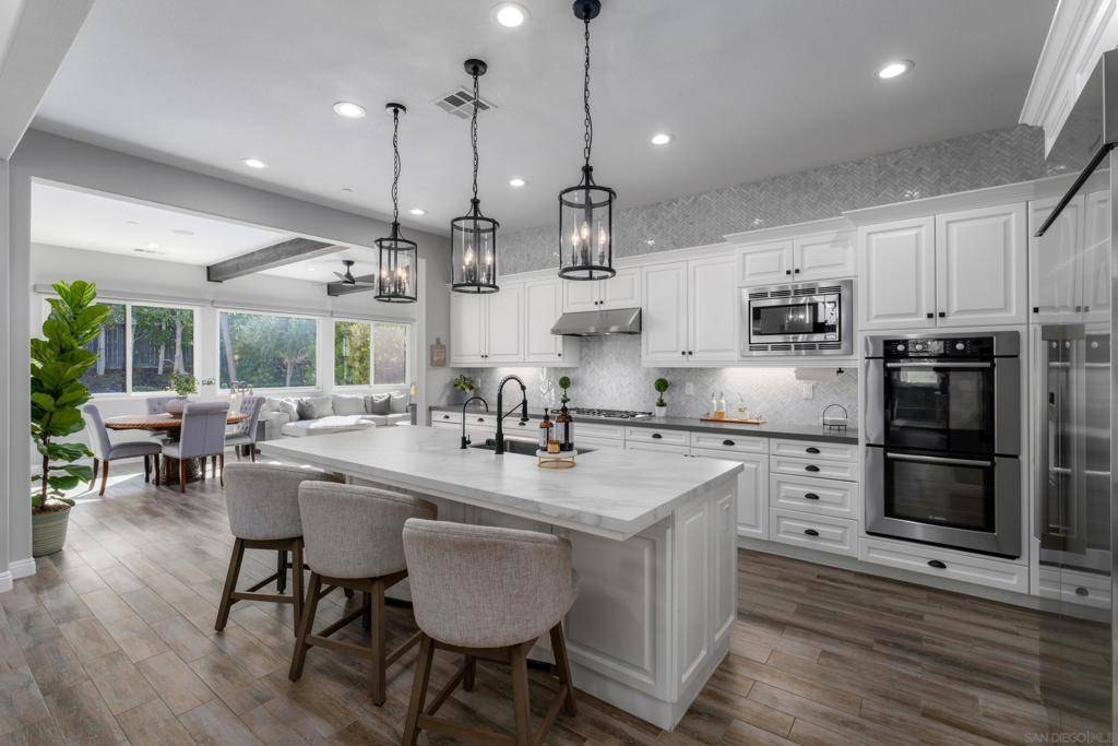 8619 Tillage Ln San Diego, CA 92127