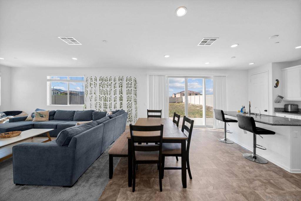 San Jacinto, CA 92582,1442 Rustic Glen Way