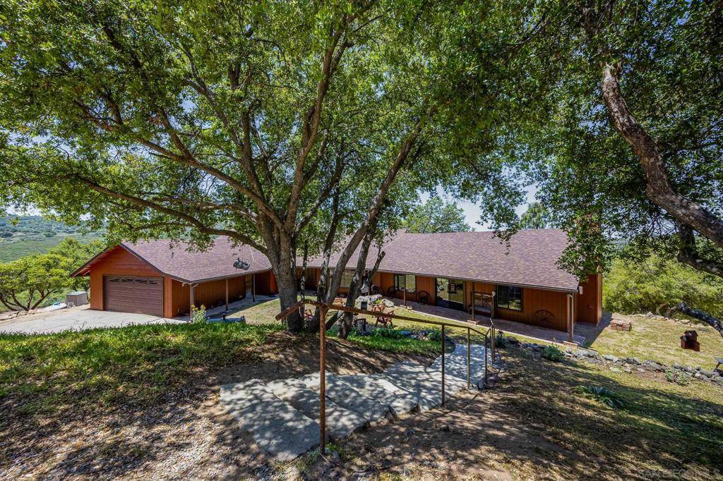 Descanso, CA 91916,10649 Boulder Creek Rd