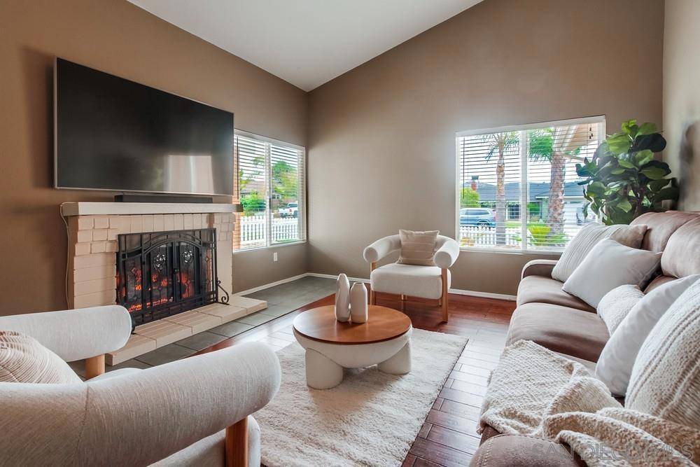 14230 Match Point Dr Poway, CA 92064