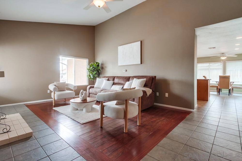 14230 Match Point Dr Poway, CA 92064
