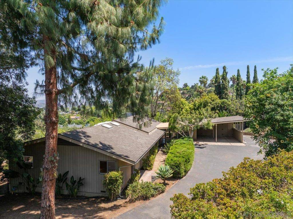 Escondido, CA 92025,1421 Rincon Rd