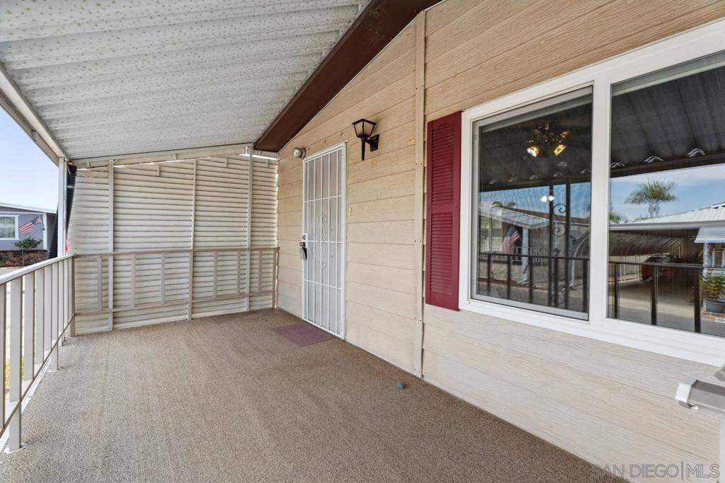 Ramona, CA 92065,1212 H Street #72