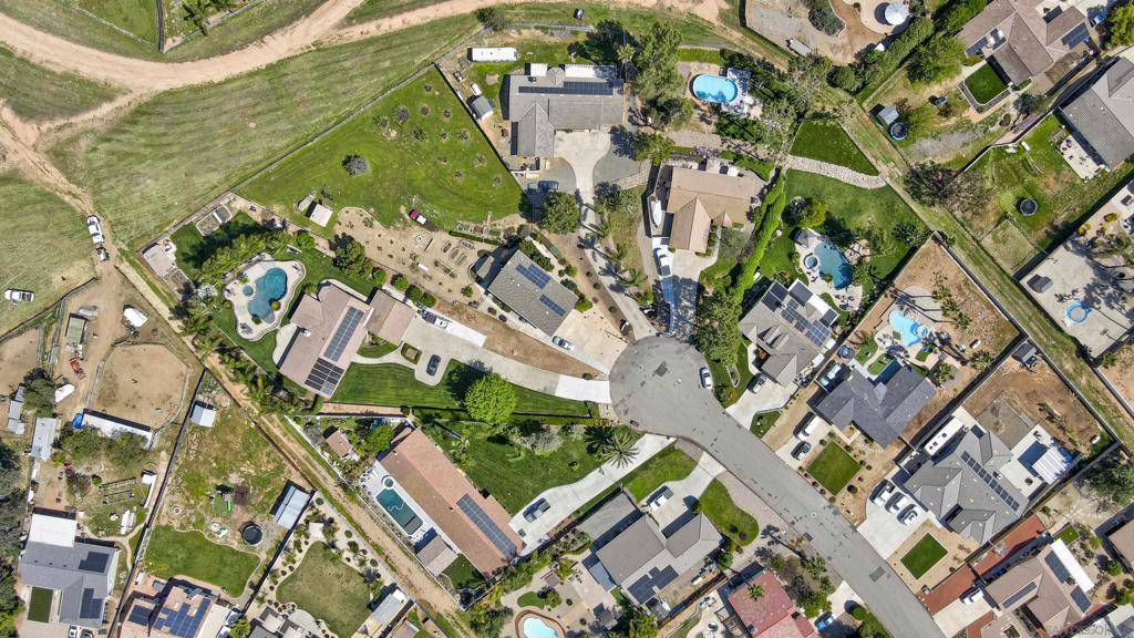 Ramona, CA 92065,23637 Barrego Way