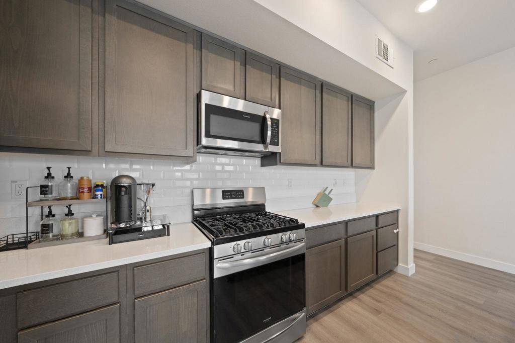 2040 Mindoro Ln #6 Chula Vista, CA 91915