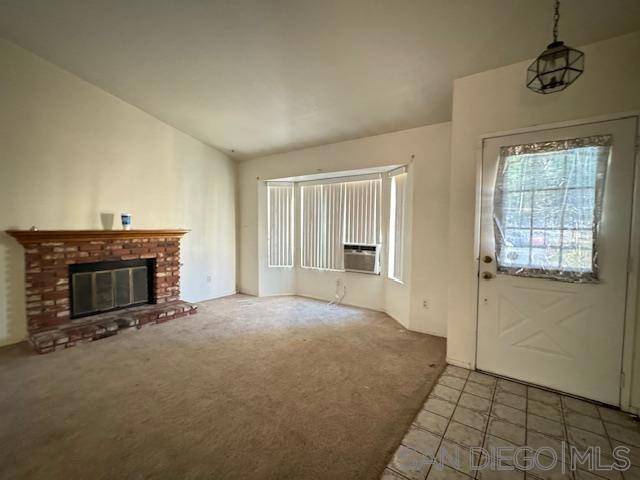 Lancaster, CA 93535,550 E Avenue J9