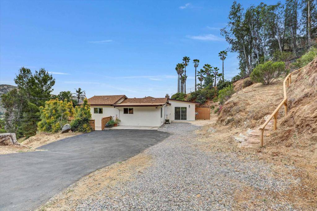Lakeside, CA 92040,11694 Hi Ridge
