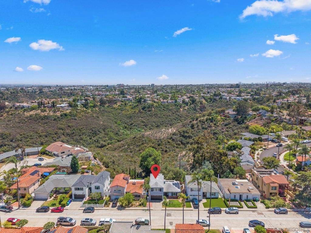 San Diego, CA 92116,4417 Braeburn Road