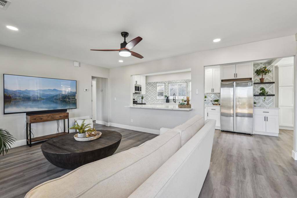 San Marcos, CA 92078,3355 Descanso Avenue