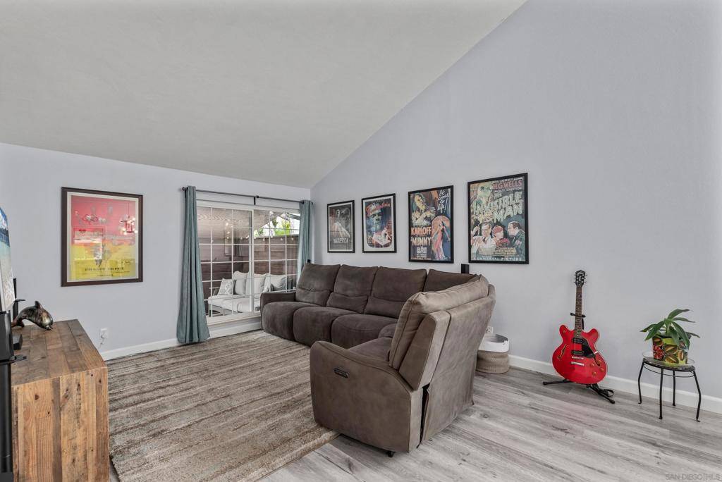 7919 Forrestal Rd San Diego, CA 92120