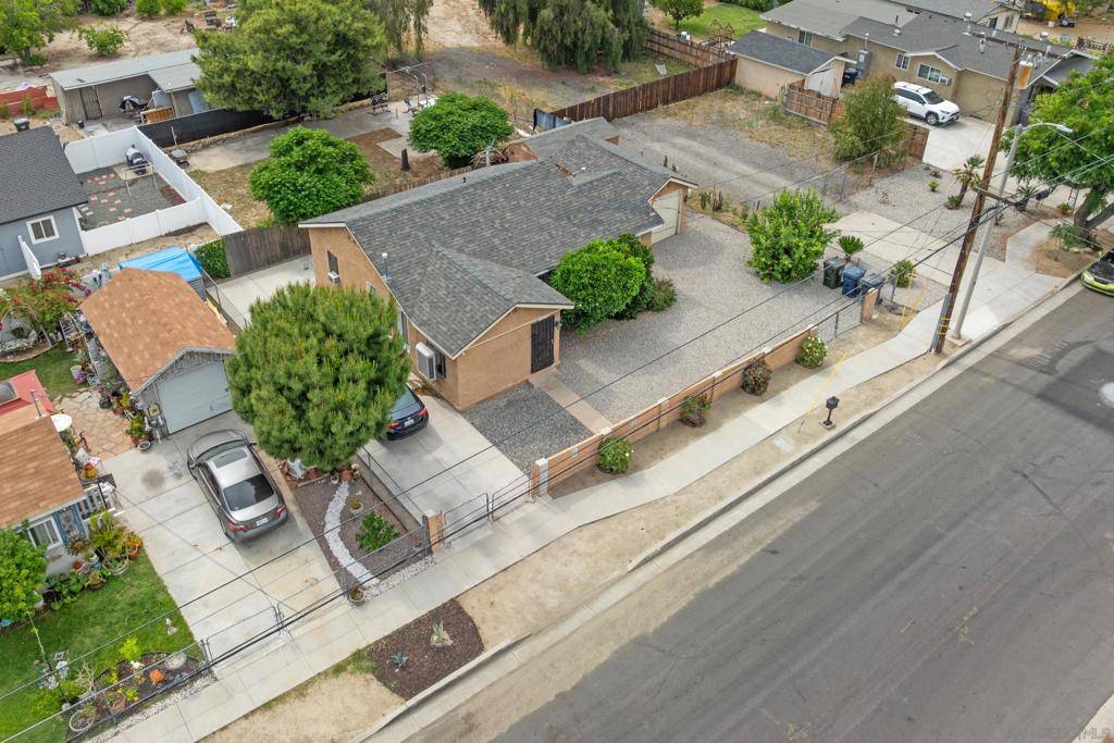 Redlands, CA 92374,1317 Clay St