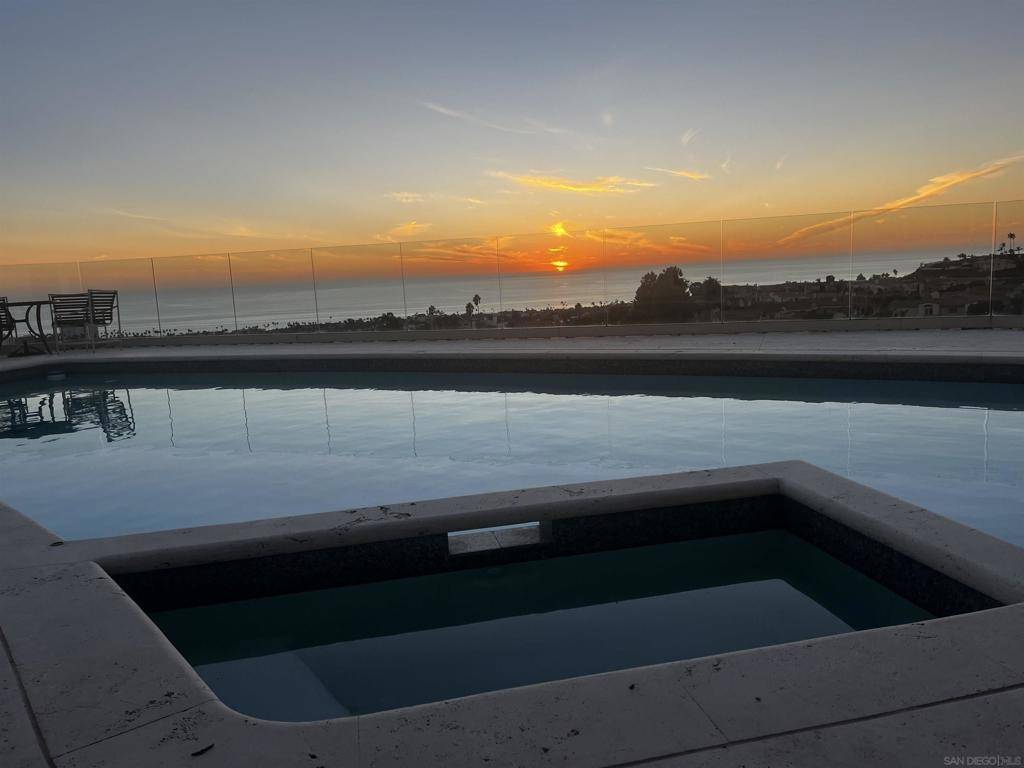 San Diego, CA 92109,5476 Castle Hills Dr