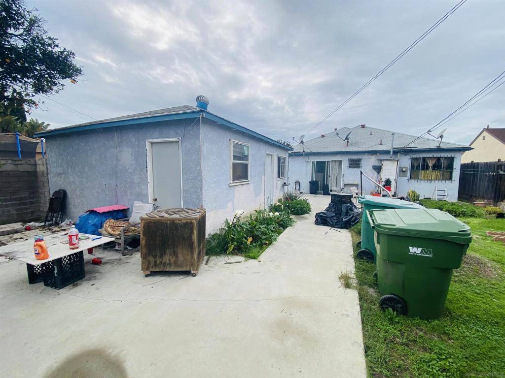 Gardena, CA 90249,15502 Ermanita Ave