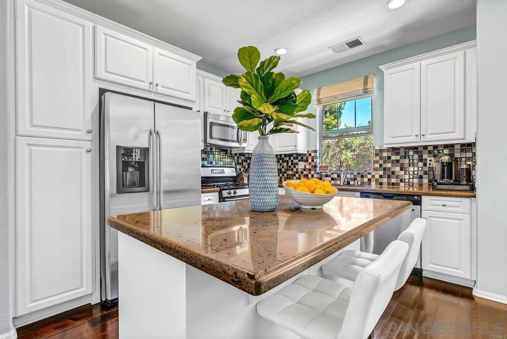 Chula Vista, CA 91913,1811 Lime Ct #2