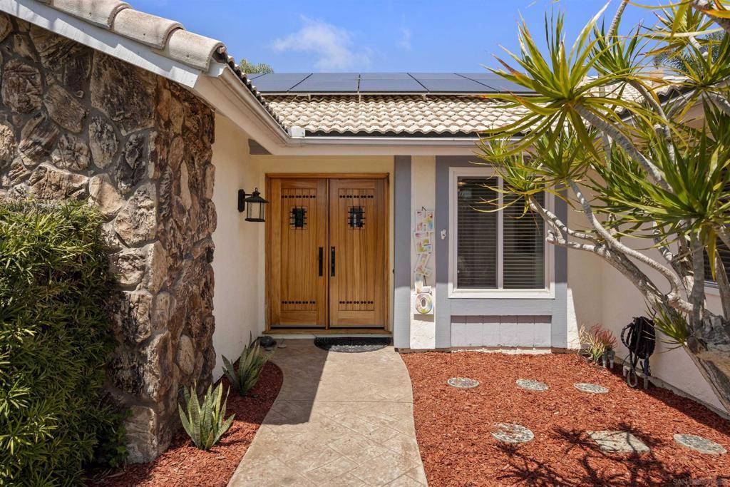 CA 92024,1510 Orangeview Dr #1-2
