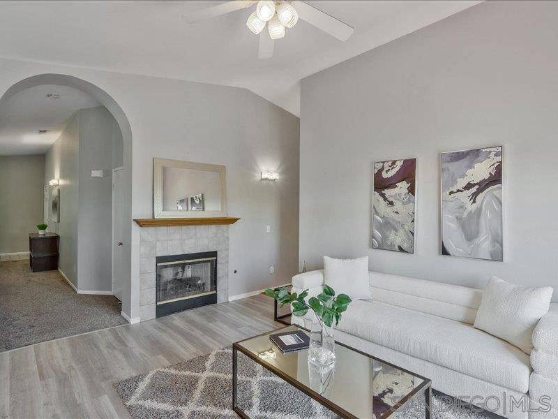 1277 Glencoe Dr San Diego, CA 92114