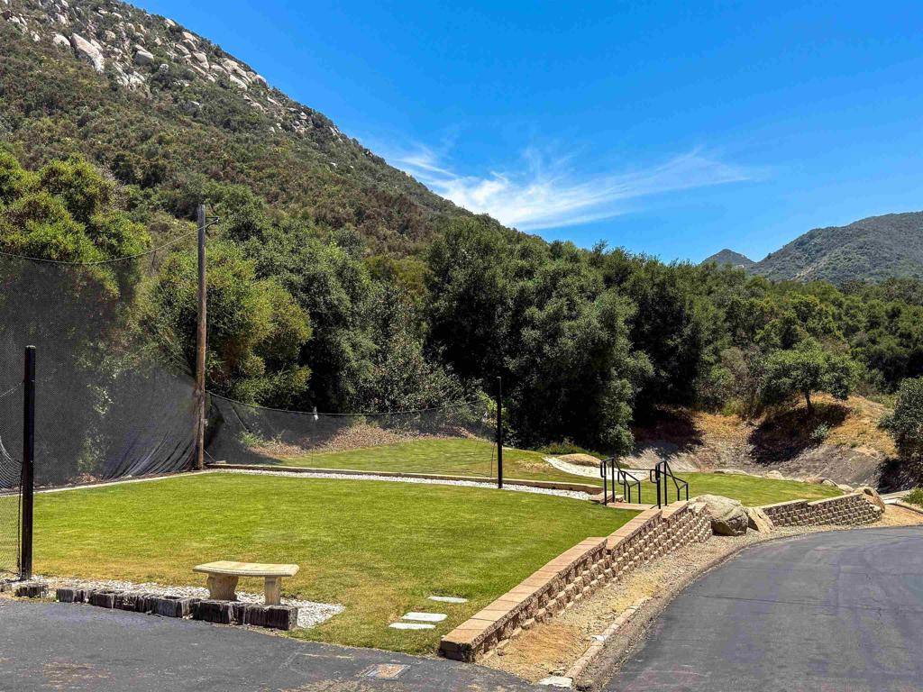 Escondido, CA 92026,8975 Lawrence Welk Dr Spc 45