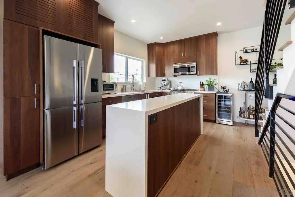 San Diego, CA 92106,3148 Emerson