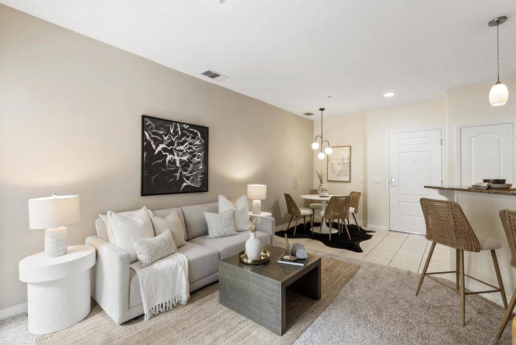 San Diego, CA 92104,3950 Ohio St #211