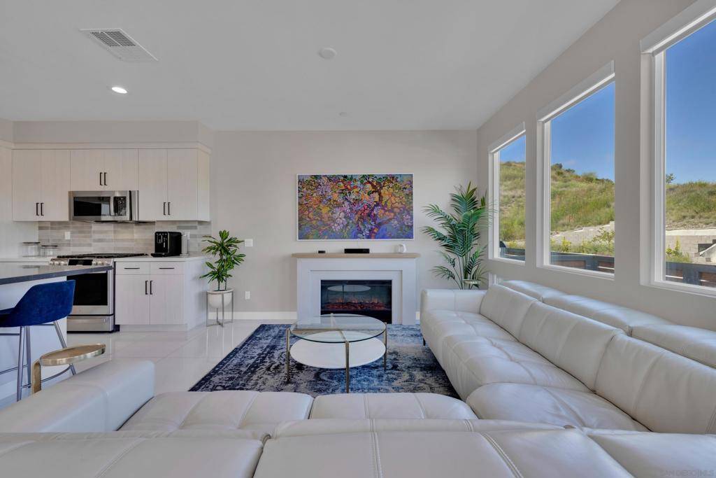 San Diego, CA 92126,9001 Baddha Ct