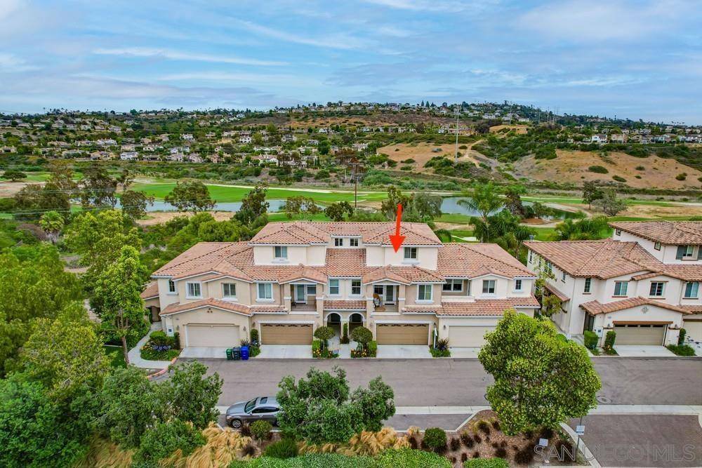 Carlsbad, CA 92009,6938 Feldspar Place