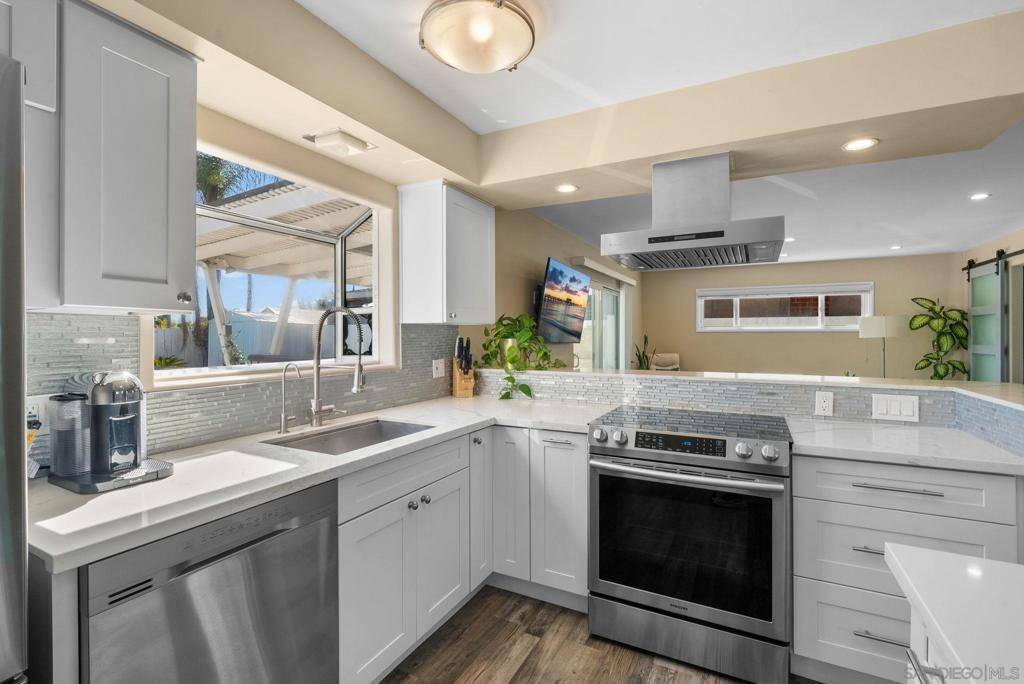 San Diego, CA 92117,4125 Chippewa Ct
