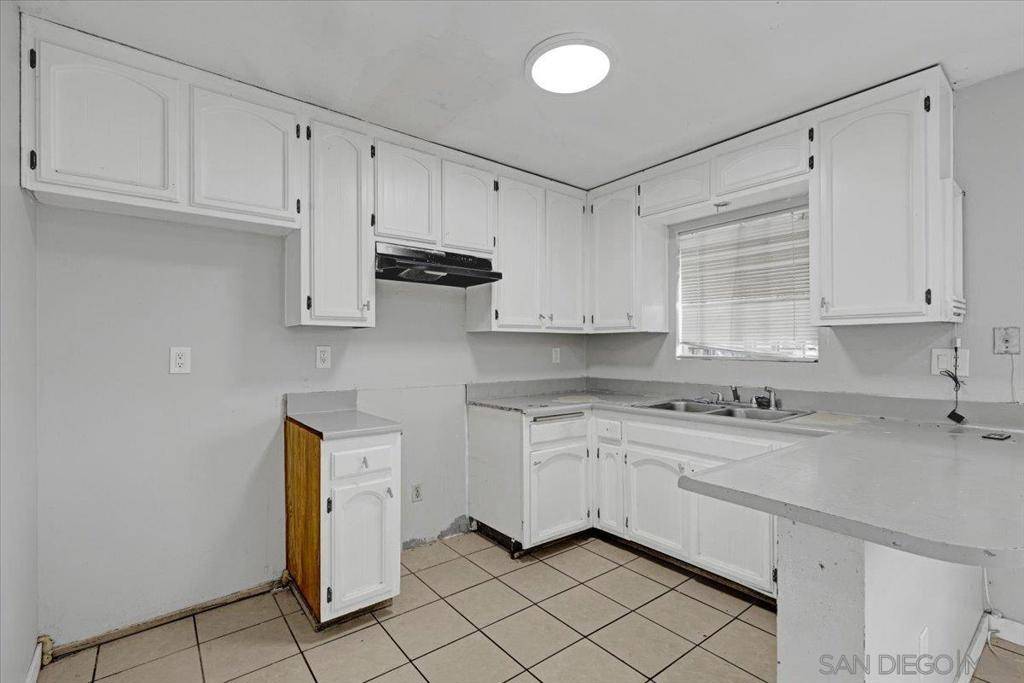 National City, CA 91950,1205 E 3Rd St
